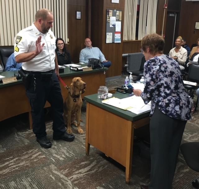 On Monday October 10th, the Crete Police Department welcomed Lilly as she took her official Oath of Office as therapy dog for the department. “The Crete Police Department looks forward to meeting our community and providing supportive services in our duties,” said the Crete’s Police Department Facebook page.