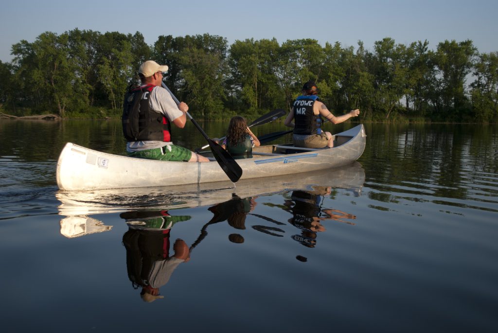 Rent a canoe or kayak on Mother’s Day weekend at Monee Reservoir or take part in other Mother’s Day weekend activities offered by the Forest Preserve District of Will County on May 13 and 14. –Photo courtesy of Alan Bulava.
