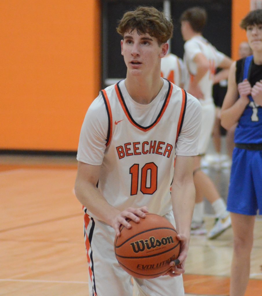 Ethan Rydberg had 16 points in the homecoming game against Clifton Central on Jan. 19. Photo by Jeff Vorva